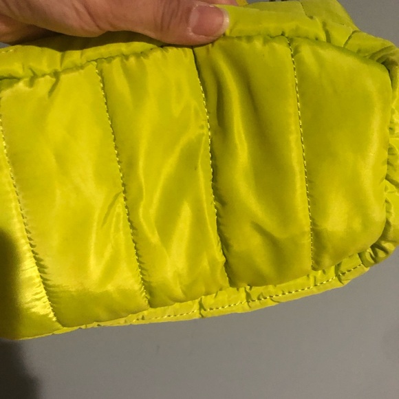 Steve Madden Neon Yellow Quilted Shoulder Bag - Picture 8 of 9
